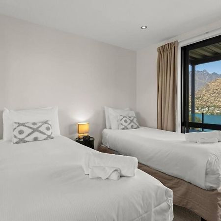 4 Bedroom Stunning Modern Family Home Queenstown Bagian luar foto